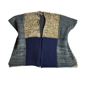 World Market‎ Chunky Knit Colorblock Vest – Free Size